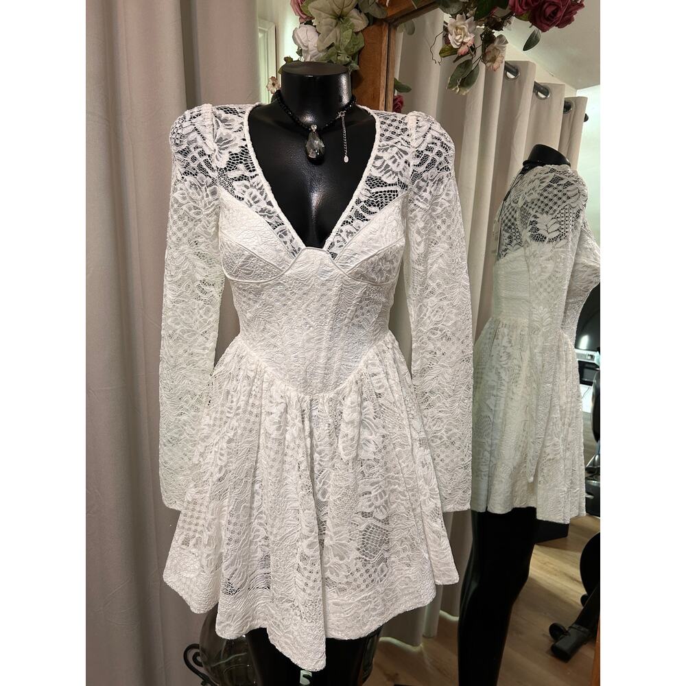 Bardot NWT Ellie Lace Corset Long Sleeve Mini Dress Ivory White Sz S MSRP $169